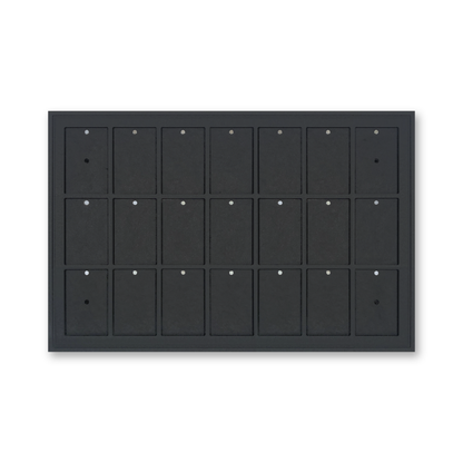 Mag Holder Frame 7 × 3 leer, schwarz durchgefärbtes MDF